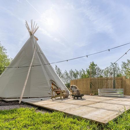 Отель Tipi Bo Deluxe Kaprijke Экстерьер фото